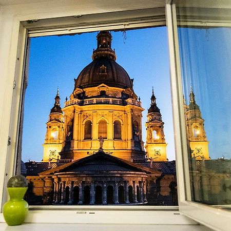Helena Apartment With View On St. Stephan'S Basilica บูดาเปสต์ ภายนอก รูปภาพ