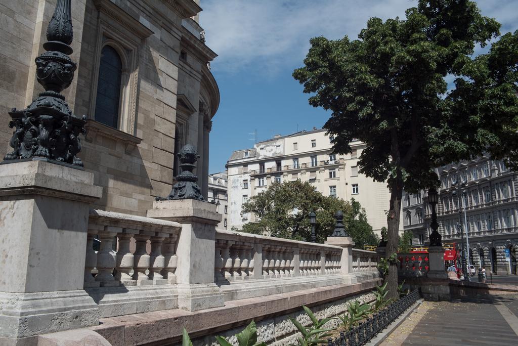 Helena Apartment With View On St. Stephan'S Basilica บูดาเปสต์ ภายนอก รูปภาพ