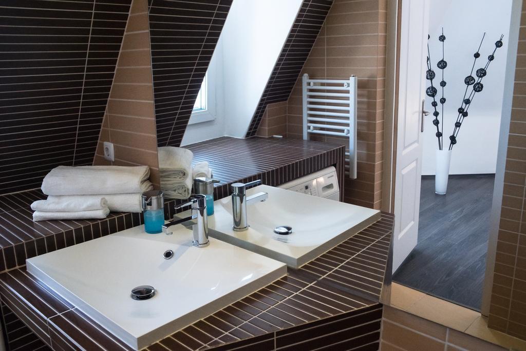Helena Apartment With View On St. Stephan'S Basilica บูดาเปสต์ ภายนอก รูปภาพ